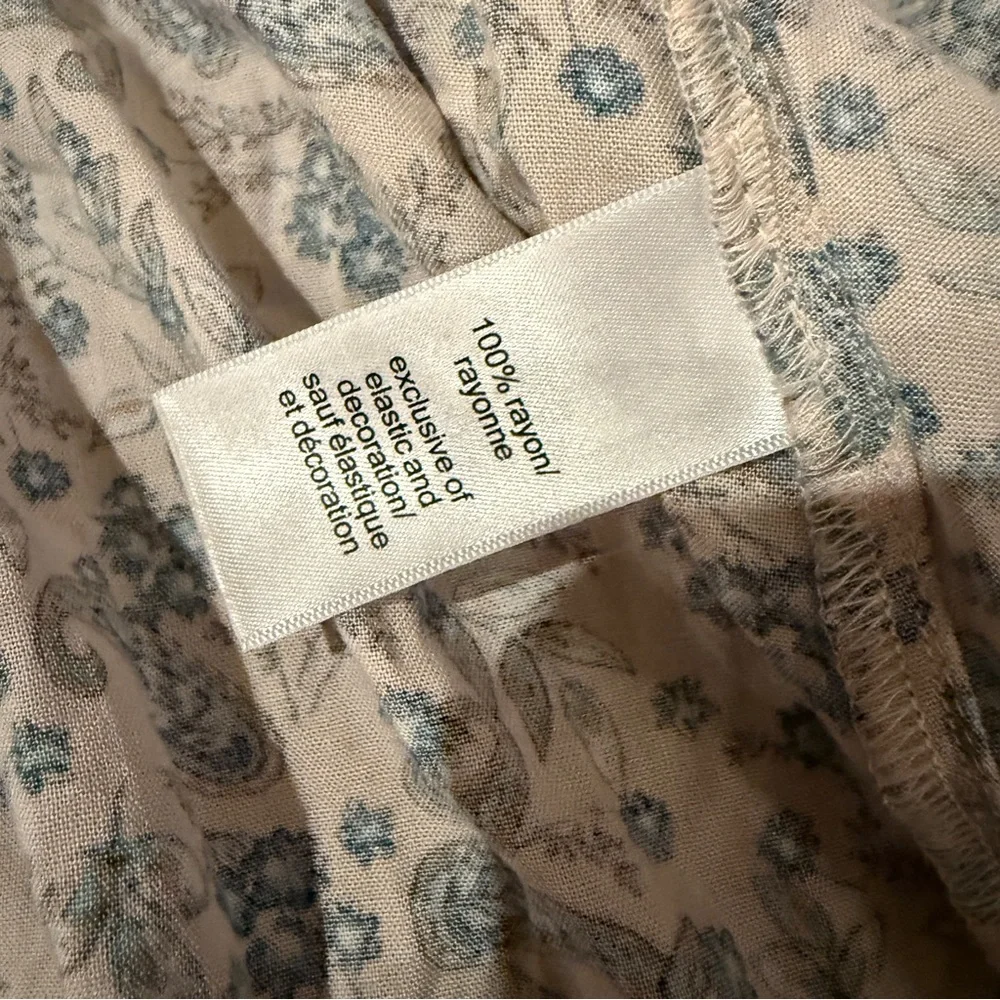 Maurices Cream Pink Blue Floral Print Sleeveless High Low Top Sz XS NEW‎